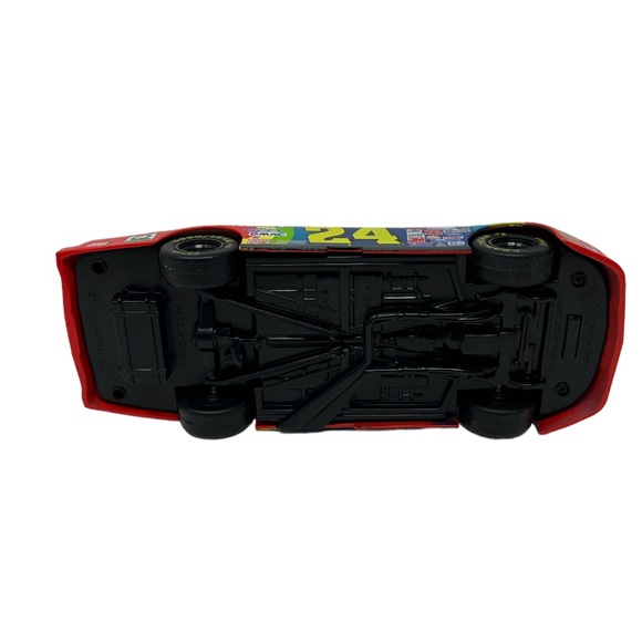 NASCAR 24 Jeff Gordon 2000 Winner’s Circle 1:24 Scale Stock Car - Picture 7 of 10